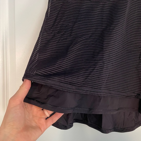 Lululemom Double Time double layer tank top size 8 - Picture 2 of 4